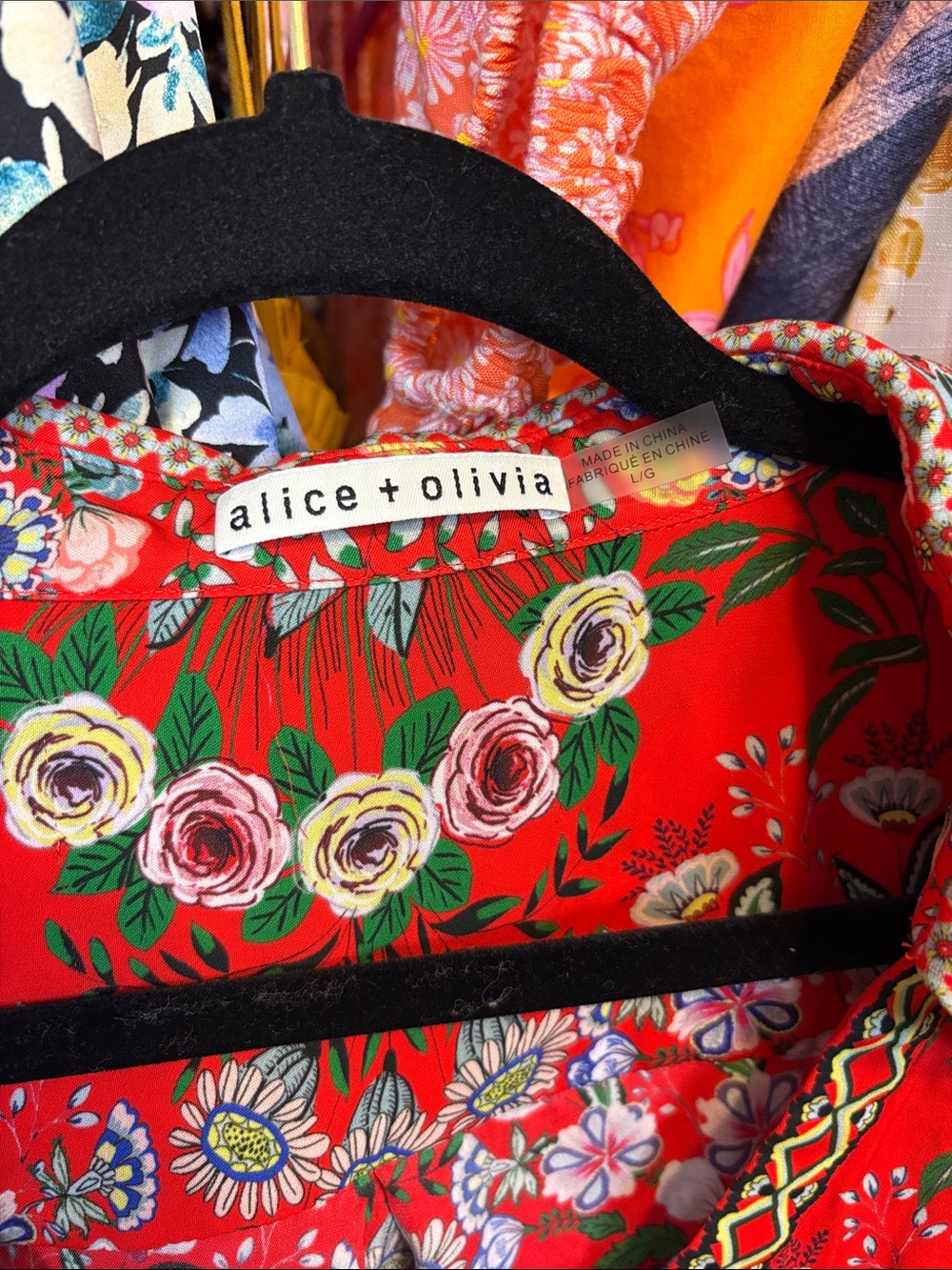 Alice + Olivia Red Floral Bell-Sleeve Blouse - Picture 3 of 5